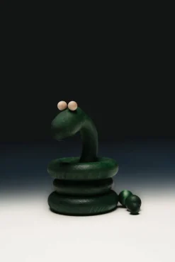 Aarikka koriste käärme