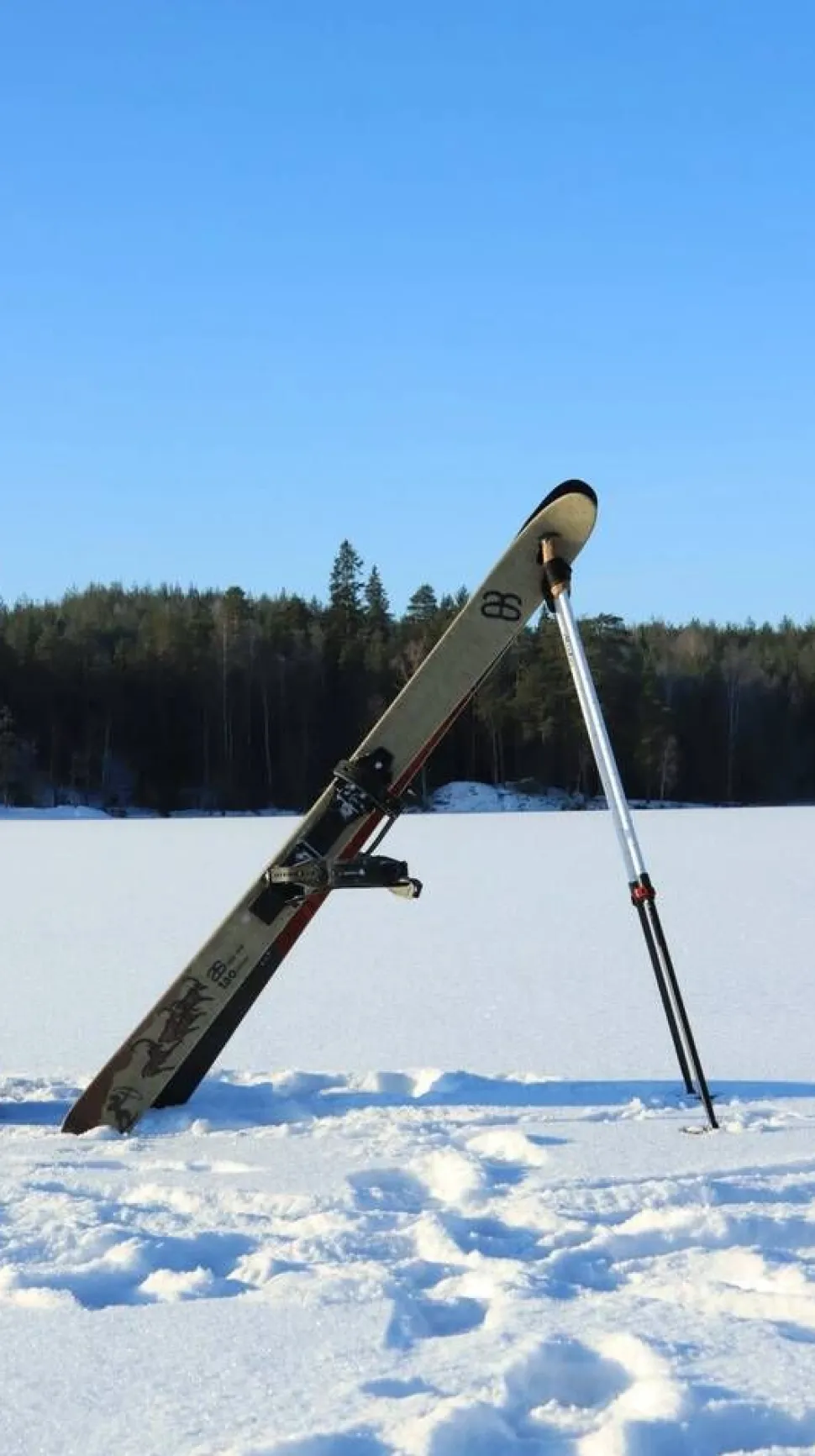 Altai liukulumikenkä Tao 165 + Pivot siteet