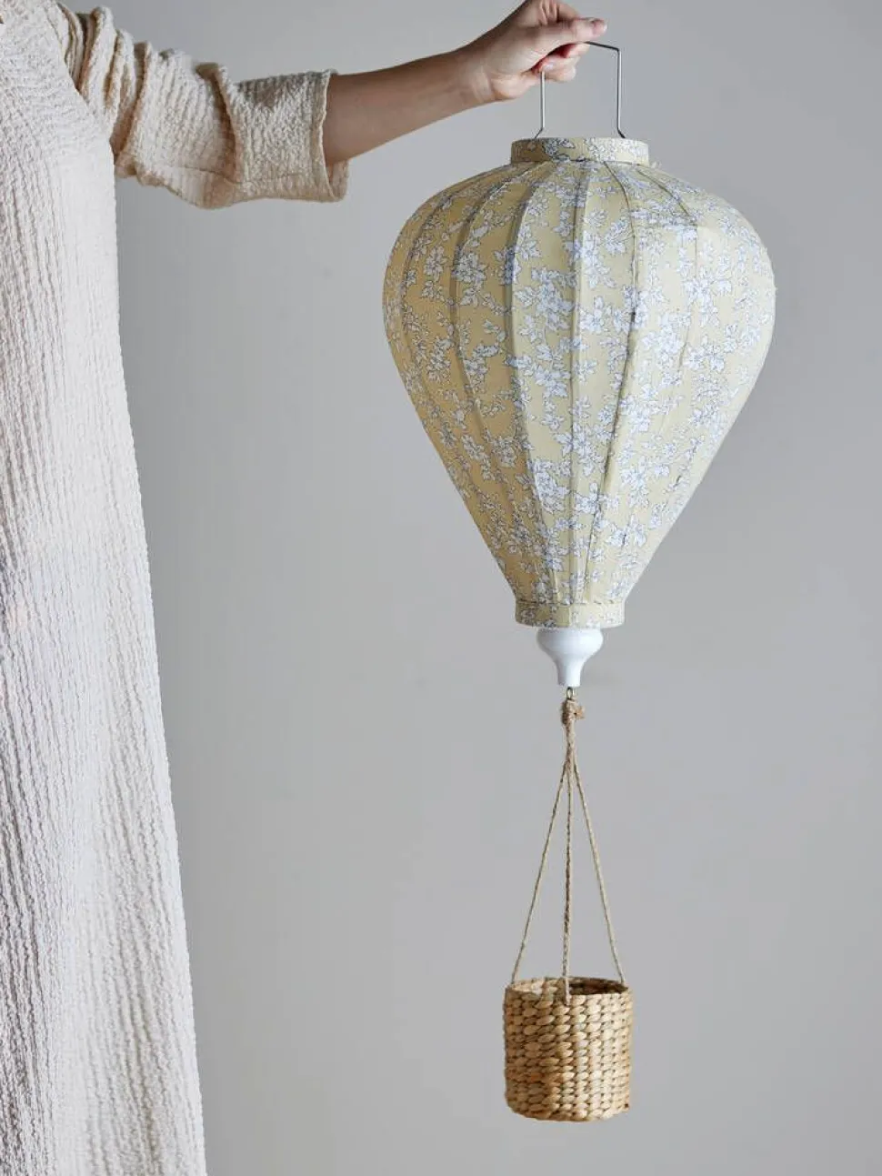 Bloomingville Mini mobile Pomp keltainen