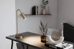 By Rydéns pöytävalaisin Curve mattakulta