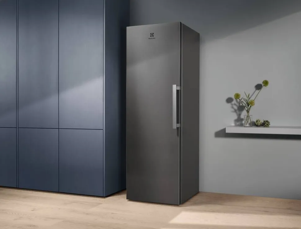 Electrolux pakastin LUT6NE28U1 teräs