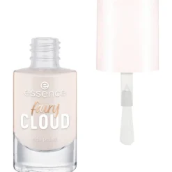 Essence kynsilakka Fairy Cloud nail polish 02