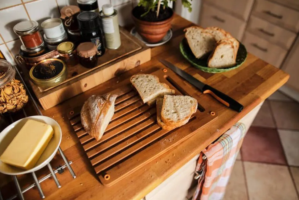 Fiskars Functional Form leipälauta bambu