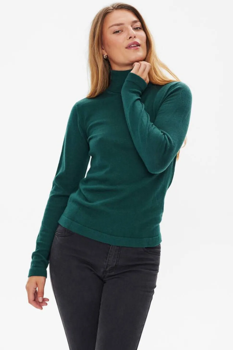 Freequent neule FqJade