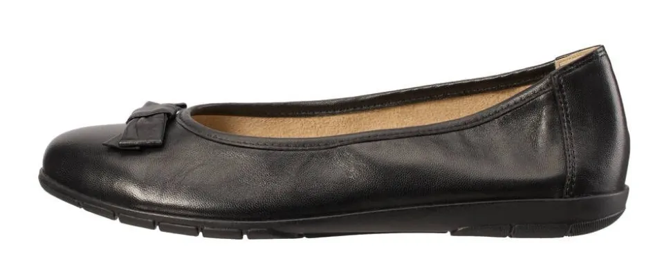 Klondike ballerinat Viviana Black