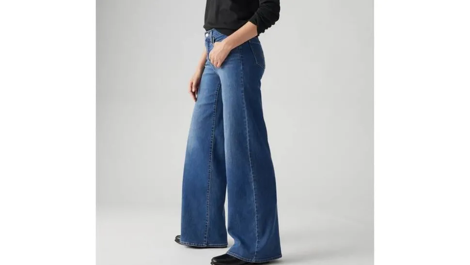 Levi's farkut 318 Shaping Wide Leg Clever Girl