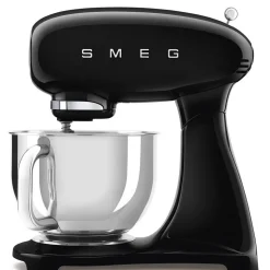 Smeg yleiskone SMF03BLEU metallikulholla, musta