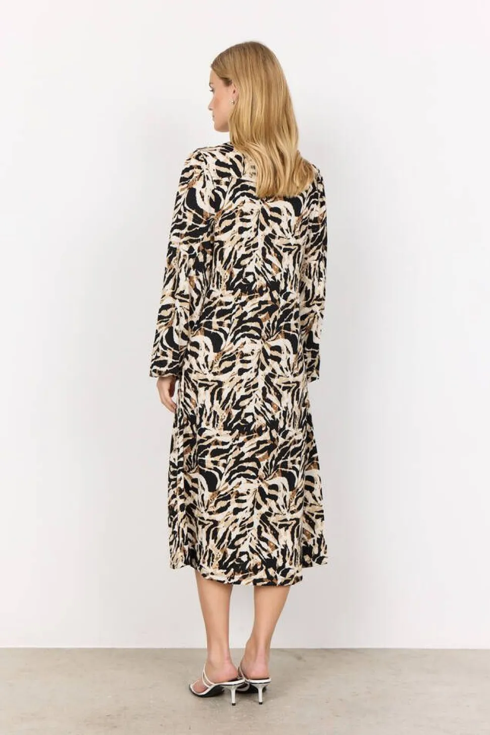 Soyaconcept mekko Perla 3 midi