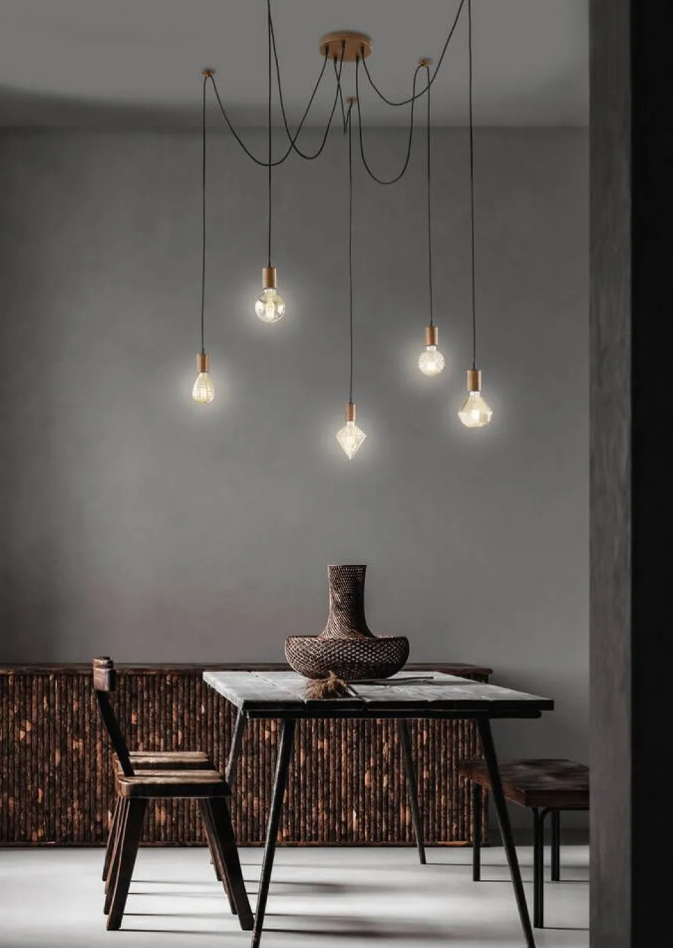 Trio Lighting riippuvalaisin Cord 5-os E27 antiikkikupari
