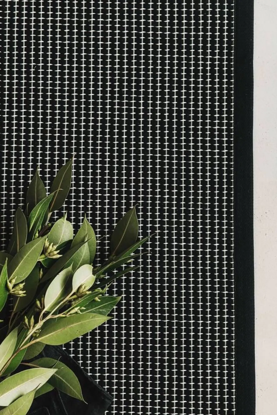 VM-Carpet matto Lyyra2 160x230 cm 70 musta