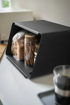 Yamazaki leipälaatikko + irtokansi Tower musta